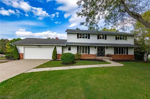 469 Blueberry Cir, Mayfield Village, OH 44143