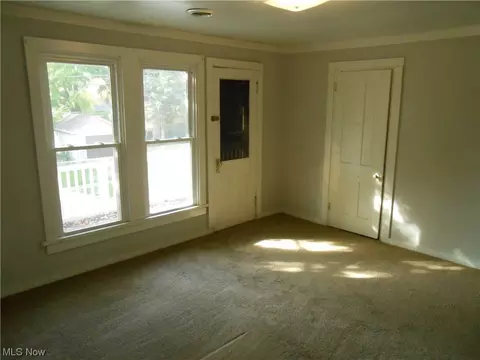 249 Gates Ave, Elyria, OH 44035 photo 11