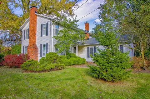 2041 W 130th St, Hinckley, OH 44233