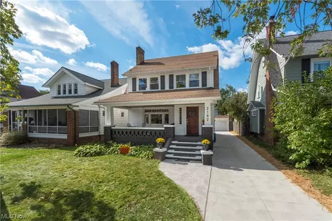 2192 Northland Ave, Lakewood, OH 44107