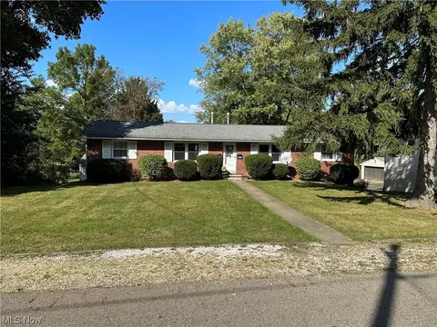 4637 15th St NW, Canton, OH 44708 photo 1