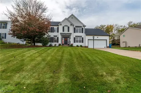 3110 Bear Hollow Rd, Uniontown, OH 44685