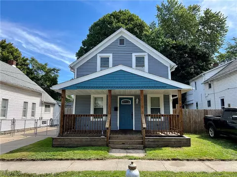 3435 W 65th St, Cleveland, OH 44102