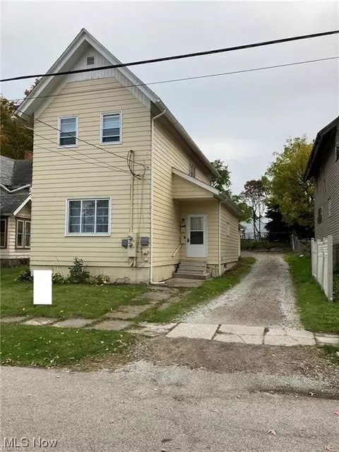 508 W 41st St, Ashtabula, OH 44004 photo 1
