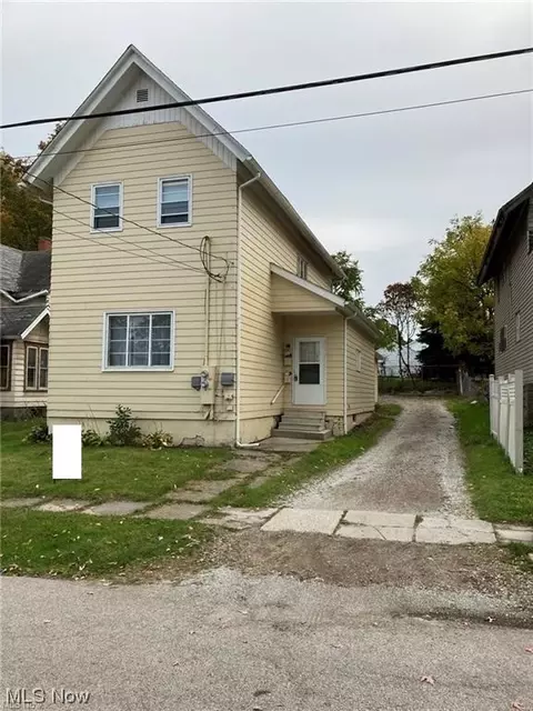 508 W 41st St, Ashtabula, OH 44004