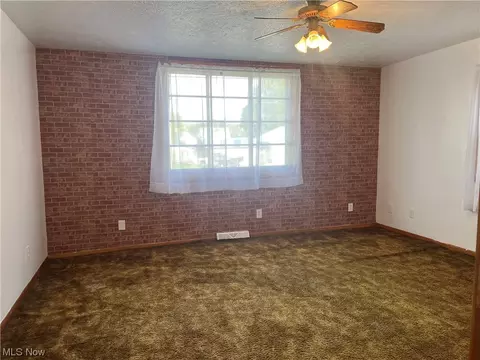 508 W 41st St, Ashtabula, OH 44004 photo 3