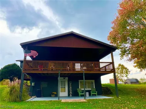 36555 Flatrock Rd, Barnesville, OH 43713 photo 2