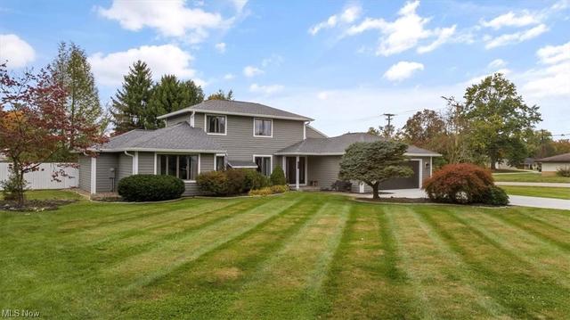 111 Chippewa Dr, Marietta, OH 45750