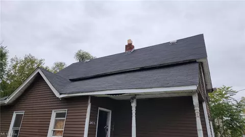 2475 Apple Ave, Lorain, OH 44055 photo 1