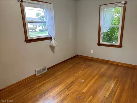 185 Harvey St, Struthers, OH 44471 photo 11