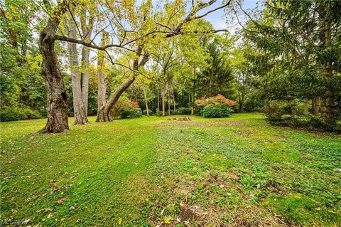 7283 Maple St, Mentor, OH 44060 photo 7