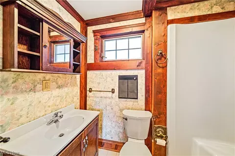 7283 Maple St, Mentor, OH 44060 photo 27