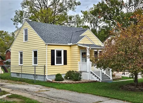 1853 E 36th St, Lorain, OH 44055 photo 7