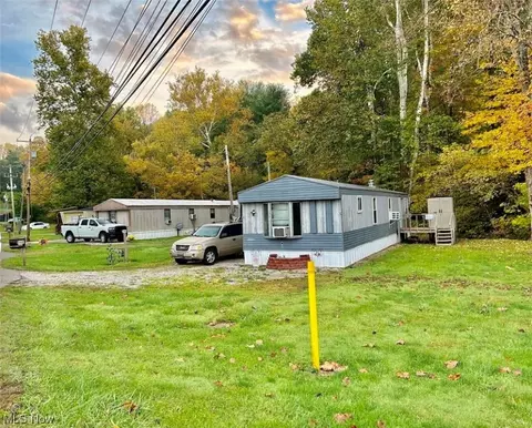 County House Lane, Marietta, OH 45750