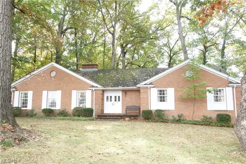 534 Surfside Dr, Portage Lakes, OH 44319