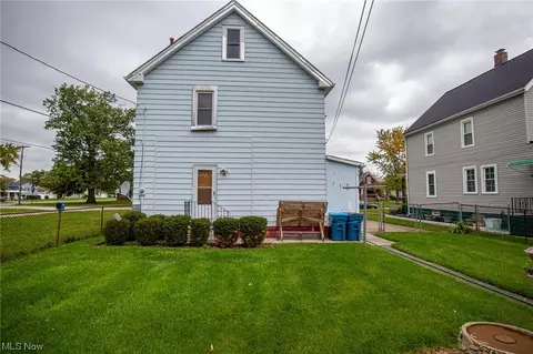 1610 E 33rd St, Lorain, OH 44055 photo 26