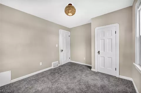 2230 E 34th St, Lorain, OH 44055 photo 16