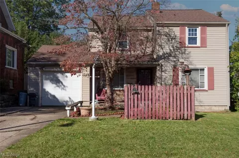 242 Outlook Ave, Youngstown, OH 44504