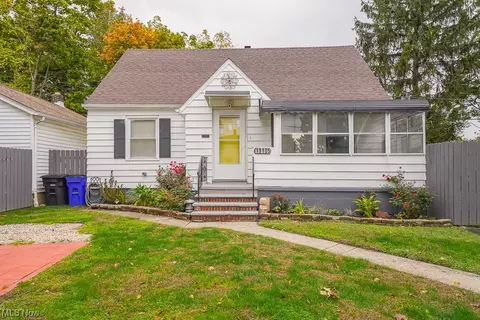19105 Pawnee Ave, Cleveland, OH 44119