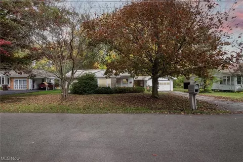 254 Chestnut St, Andover, OH 44003