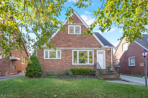 7101 Meadowbrook Ave, Cleveland, OH 44144