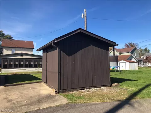 210 Mccook Ave, Dennison, OH 44621 photo 33