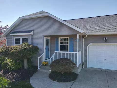 1363 S Azalea Blvd, Barberton, OH 44203