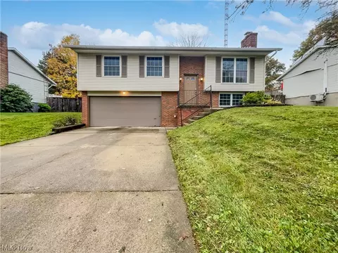 2973 Blenheim Ave, Alliance, OH 44601