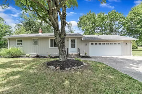 35525 Pettibone Rd, Solon, OH 44139