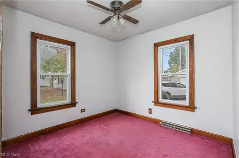 315 W 14th St, Dover, OH 44622 photo 10