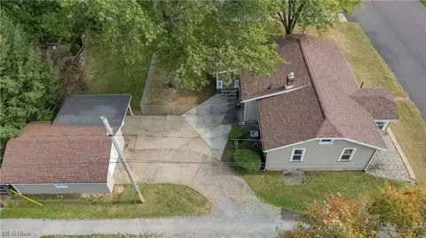 315 W 14th St, Dover, OH 44622 photo 16