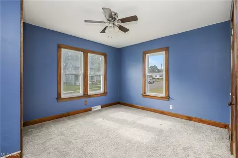 315 W 14th St, Dover, OH 44622 photo 8