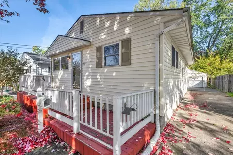560 Baldwin Ave, Elyria, OH 44035 photo 6
