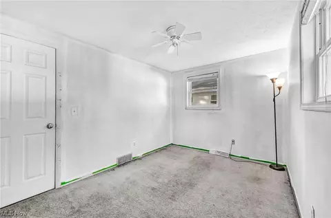 560 Baldwin Ave, Elyria, OH 44035 photo 23