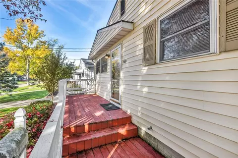 560 Baldwin Ave, Elyria, OH 44035 photo 7