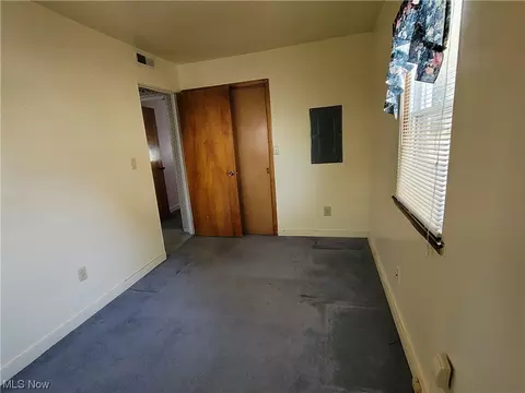 357 Abbe Rd N, Elyria, OH 44035 photo 15