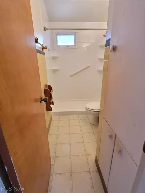 357 Abbe Rd N, Elyria, OH 44035 photo 12