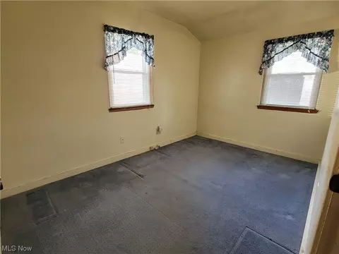 357 Abbe Rd N, Elyria, OH 44035 photo 16