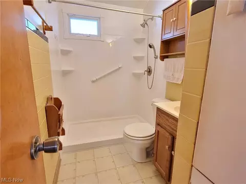 357 Abbe Rd N, Elyria, OH 44035 photo 11