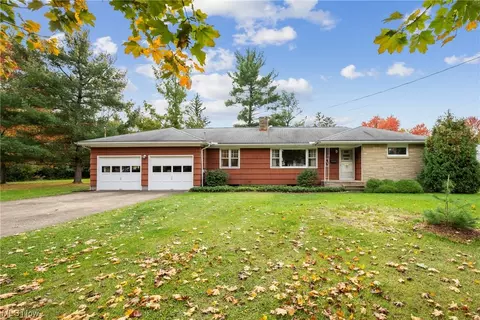 435 W College St, Oberlin, OH 44074