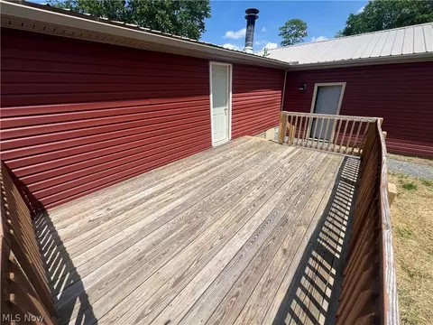 Exterior - 5476 Rutledge St, Dennison, OH 44621 photo 3 of 6