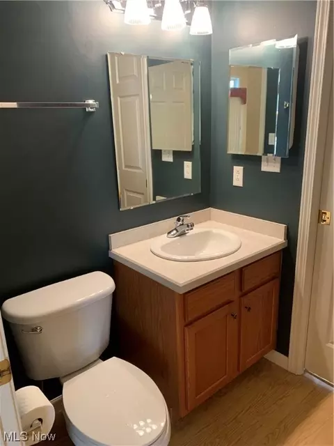 5645 Clingan Rd #4D, Struthers, OH 44471 photo 13