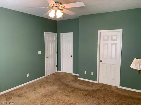 5645 Clingan Rd #4D, Struthers, OH 44471 photo 16