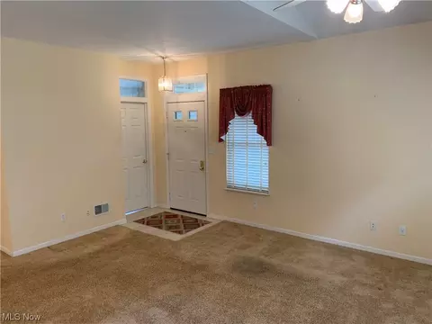 5645 Clingan Rd #4D, Struthers, OH 44471 photo 10