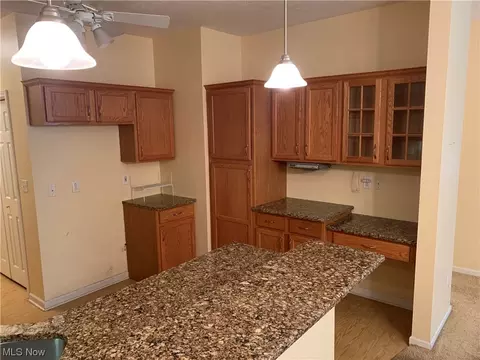 5645 Clingan Rd #4D, Struthers, OH 44471 photo 7