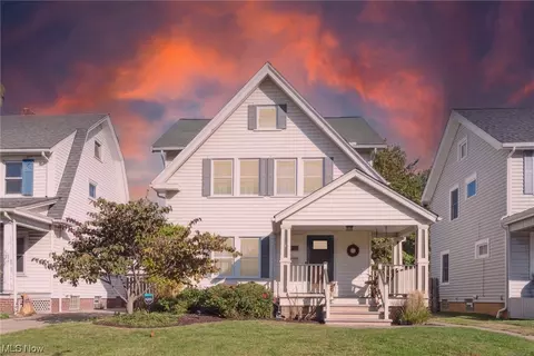 15618 Lakewood Hts Blvd, Lakewood, OH 44107