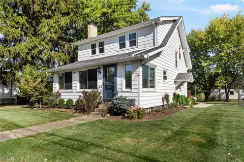 5365 State Route 516 NW, Dover, OH 44622