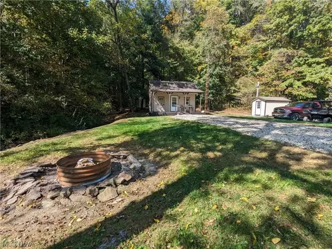 Brown Peavine Road, Alledonia, OH 43902