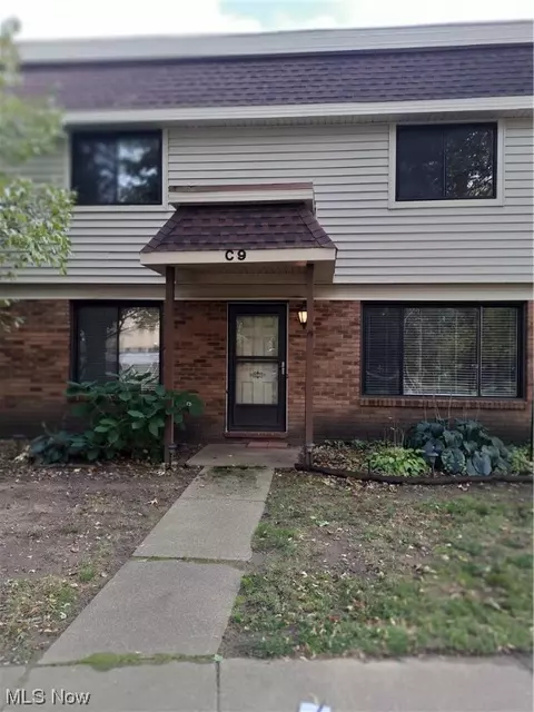 7050 Chillicothe Rd #C9, Mentor, OH 44060