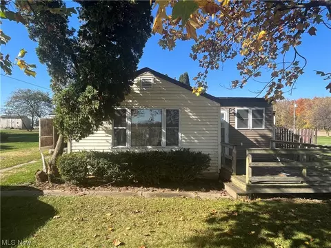 3525 Austin Dr, Willard, OH 44890 Photos Movoto